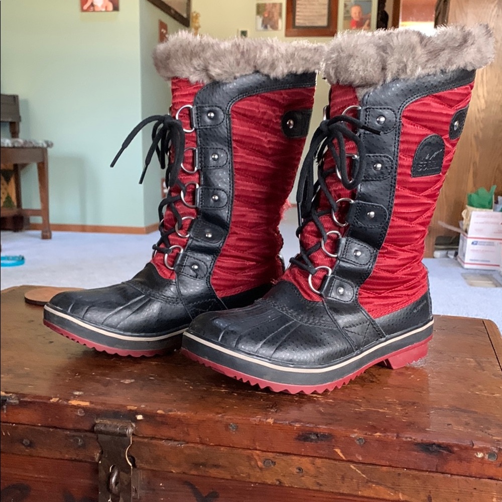 Sorel waterproof boots